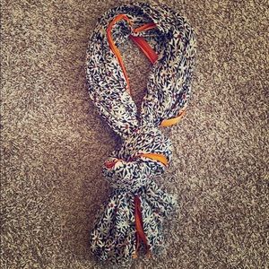 American Eagle Fashion Scarf